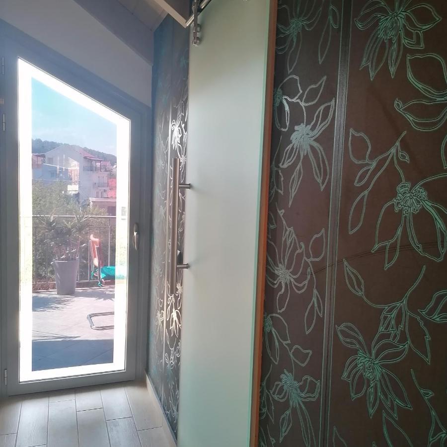 Argostoli Loft Aparthotel Exterior photo